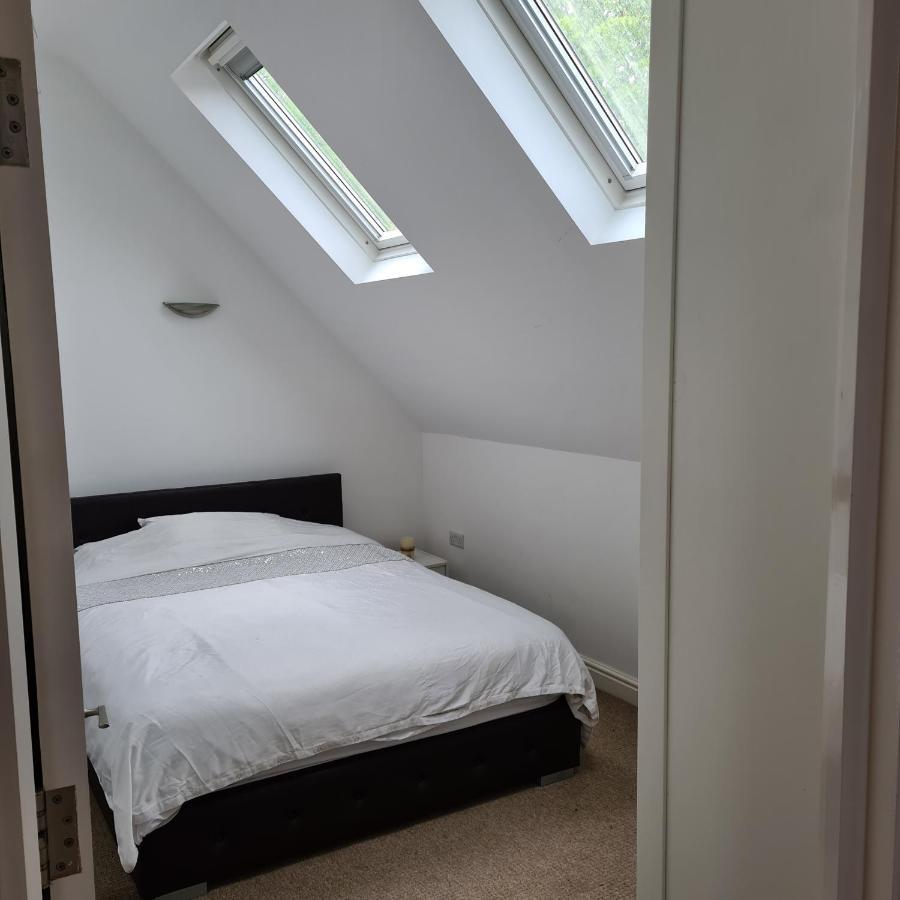 2-Bed Loft Apartment For 5Ppl With Private Parking Beckenham Exterior foto